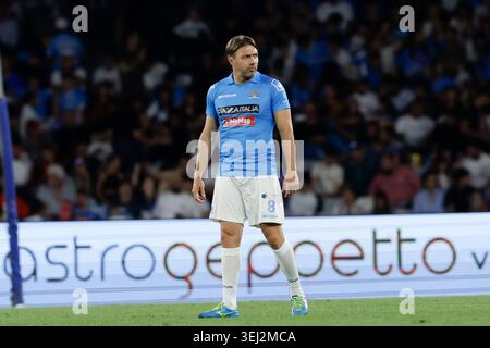 Andrea Dossena durante l'incontro di beneficenza tra Napoli Legends e il team Actors e World Legends allo Stadio Diego Armando Maradona, Napoli, il 26 maggio 2026. Foto Stock