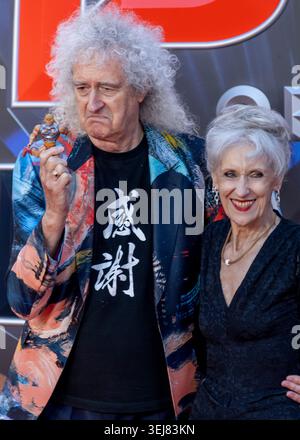 27 maggio 2026, Londra, Inghilterra, Regno Unito - Brian May e Anita Dobson partecipano al Masters of the Universe UK Premiere, Cineworld, Leicester Square Foto Stock