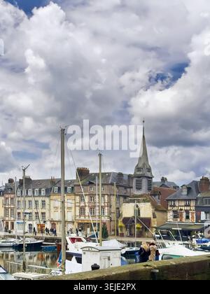 Argine a Honfleur, Francia Foto Stock