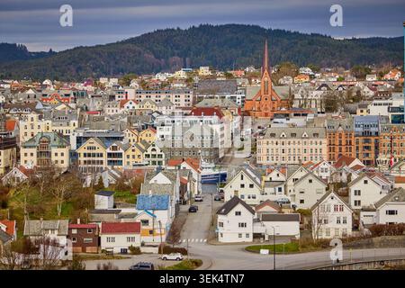 Città di Haugesund contea di Rogaland, Norvegia. Centro città, la nostra Chiesa del Salvatore Foto Stock