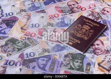 Passaporto della Georgia, visto georgiano per viaggi internazionali e vacanze. Passaporto georgiano come sfondo per il tuo disegno Foto Stock