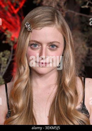 Los Angeles, Stati Uniti. 2 giugno 2026. Anna Baryshnikov arriva alla prima mondiale di "Cape Fear" di Apple TV tenutasi presso la Directors Guild of America il 2 giugno 2026 a Los Angeles, CA. © Starbuck/ Credit: AFF/Alamy Live News Foto Stock