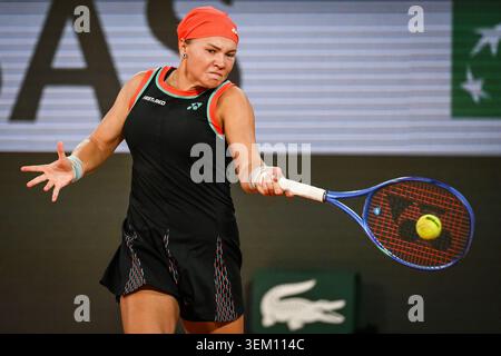 Parigi, Francia, Francia. 4 giugno 2026. Diana SHNAIDER di Russia durante la dodicesima giornata del Roland-Garros 2026, Open di Francia 2026, torneo di tennis del grande Slam allo stadio Roland-Garros il 4 giugno 2026 a Parigi, Francia. (Credit Image: © Matthieu Mirville/ZUMA Press Wire) SOLO PER USO EDITORIALE! Non per USO commerciale! Foto Stock