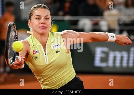 IPA85325400 - Maja CHWALINSKA della Polonia durante la dodicesima giornata del Roland-Garros 2026, Open di Francia, torneo di tennis del grande Slam il 4 giugno 2026 allo stadio Roland-Garros di Parigi, Francia Foto Stock