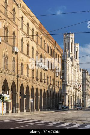 Cagliari - January 2016, Sardinia, Italy: Town Hall of Cagliari (Palazzo Vivanet), Municipio di Cagliari, view on The Street of Rome Foto Stock