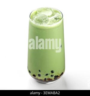 Bolla di tè matcha isolato con perle di tapioca Foto Stock