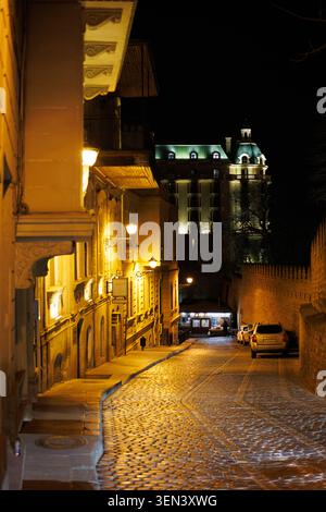 La città vecchia o città interna (azero: İçərişəhər) è il nucleo storico di Baku, la capitale dell'Azerbaigian. La città Vecchia è la parte più antica di B Foto Stock