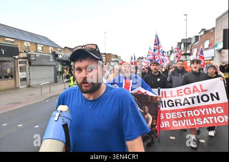 I manifestanti sono scesi nelle strade di Southampton, Hants, Regno Unito martedì 9 giugno in solidarietà con Belfast, NI, dopo l'accoltellamento dell'8. Foto Stock