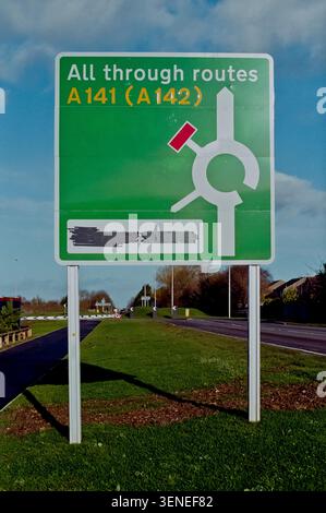 Un supermercato vuoto in Fenland Way, Chatteris, Cambridgeshire. Costruito da Tesco ma smantellato nel 2015, il negozio ha finalmente aperto nel 2018 come filiale di punta della nuova catena di sconti di Tesco, Jack's.. Il marchio di valore è stato assalito nel 2022, e il sito è stato ristrutturato per aprirsi come Tesco mainstream. Foto Stock