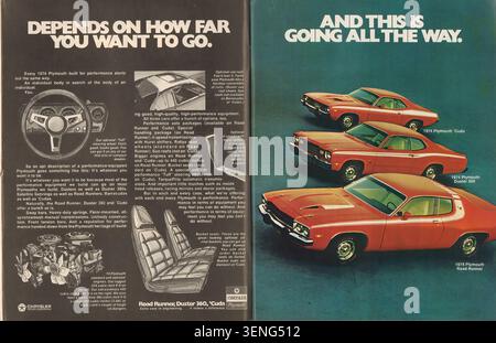 1974 Plymouth Road Runner - Duster 360 - Barracuda Advertisement Motor Trend ottobre 1973 - Vintage US press advertising Foto Stock