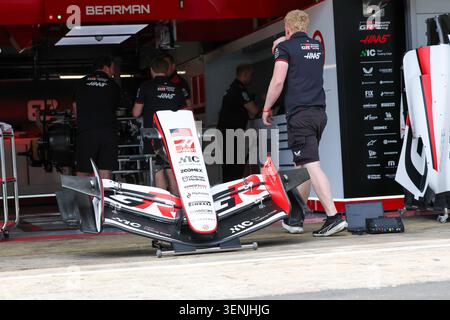 11 giugno 2026: Circuito di Barcellona-Catalunya, Barcellona, Spagna; Gran Premio di Formula 1 di Barcellona Catalunya, giorno di arrivo; TGR Haas F1 Team Foto Stock