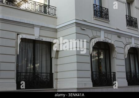 L'esterno dell'Americain Bar all'Hotel de Paris in Place du Casino a Monte Carlo, Monaco Foto Stock
