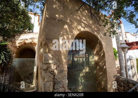 Rovine medievali del Molí de Bellaguarda ad Altea, Alicante, Comunità Valenciana, Spagna Foto Stock