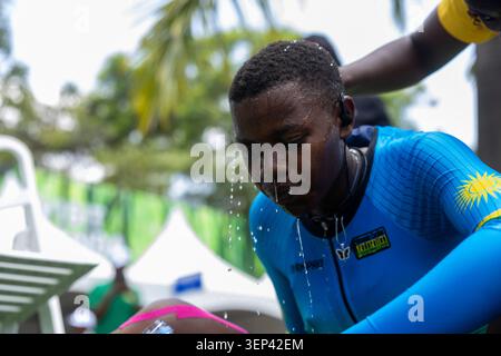 Kigali, Ruanda - 23 settembre 2025. I piloti del Team Rwanda durante l'ITT nel World Road Race Championship. Foto Stock