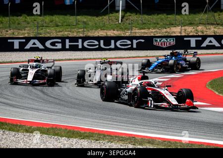 IPA85697488 - 31 OCON Esteban (fra), TGR Haas F1 Team VF-26, azione 87 BEARMAN 'Ollie' Oliver (gbr), TGR Haas F1 Team VF-26, azione 05 BORTOLETO Gabriel (bra), Audi F1 Team R26, azione durante la Formula 1 Barcelona-Catalunya Grand Prix 2026, 7° round del Campionato del mondo di Formula 1 2026, dal 12 giugno 2026 a Montunya Foto Stock