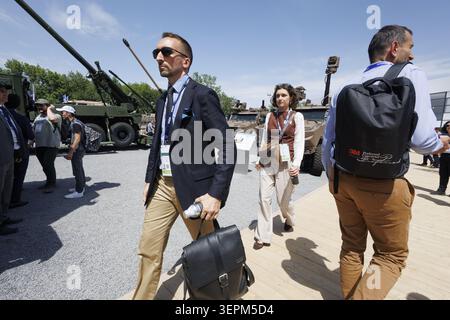 Parigi, Francia. 15 giugno 2026. Immagine illustrata scattata durante la fiera Eurosatory Defence and Security a Parigi, in Francia, lunedì 15 giugno 2026. BELGA FOTO NICOLAS MAETERLINCK credito: Belga News Agency/Alamy Live News Foto Stock