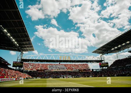Toronto, Ontario, Canada - 12 giugno 2026: Vista generale dello stadio prima della partita di apertura della Coppa del mondo FIFA 2026 in Canada, con i tifosi che si riempiono Foto Stock