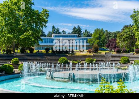 Il Museo della Jugoslavia e la Casa dei Fiori a Belgrado, Serbia Foto Stock