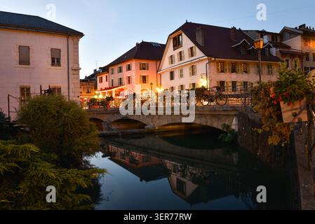 Pittoresca città vecchia di Annecy in Francia Foto Stock