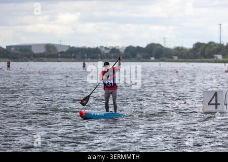 Competizioni di paddleboard/sup durante i Campionati nazionali di Sprint GBSUP presso il National Water Sports Centre di Nottingham, Regno Unito. Foto Stock