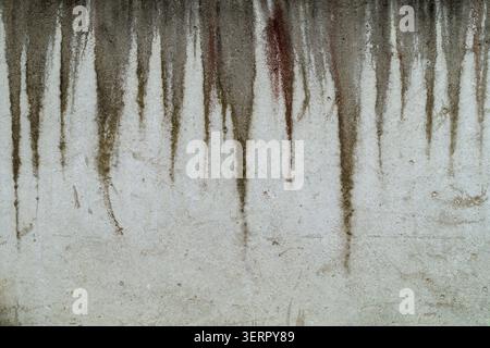 Fondo in cemento armato con striature Grunge Water Foto Stock