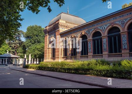 Edificio monumentale dedicato a Velazquez e sede del museo, Retiro, Madrid. Foto Stock