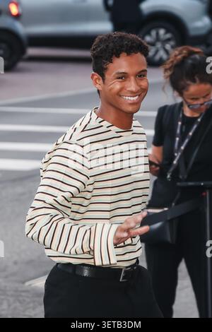 Milano, Italia. 21 giugno 2026. Jaafar Jackson, attore e cantante americano e nipote di Michael Jackson, arriva all'afterparty di Prada durante la Milan Fashion Week Men's Collection Autunno/Inverno 2026/2027 a Milano, Italia, il 21 giugno 2026. (Foto di Alessandro Bremec/NurPhoto) credito: NurPhoto SRL/Alamy Live News Foto Stock