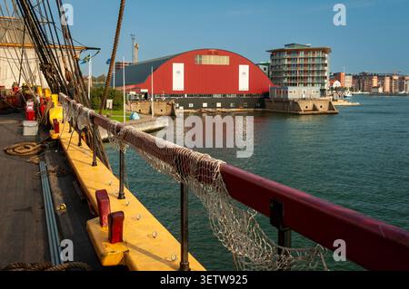 Terra Nova Shipyard Hangar and Interior Workshop for the Replica Reconstruction of Swedish East Indiaman Gotheborg a Gothenburg, Svezia Foto Stock