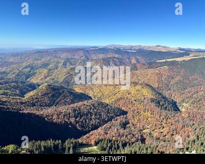 Splendido paesaggio in Romania - Parco Nazionale Buila-Vanturarita Foto Stock
