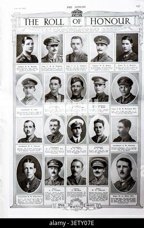 "The Roll of Honour" dalla sfera, 29 giugno 1918. Questa pagina d'archivio contiene ritratti e dettagli biografici degli ufficiali militari britannici morti in servizio durante la prima guerra mondiale. Alla base, il motto latino "Pro patria mori" onora il loro sacrificio, riflettendo il profondo impatto e il cupo contesto storico della grande Guerra sulla società. Ogni ritratto raffigura un ufficiale in uniforme, che funge da commovente resoconto storico delle vittime in tempo di guerra. Foto Stock