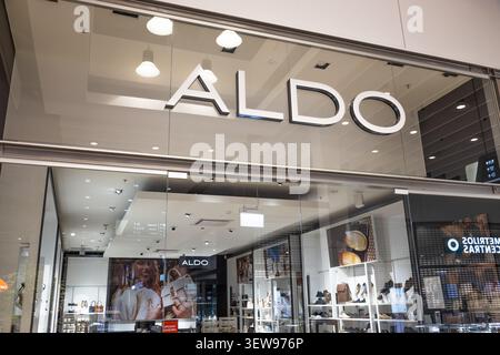 Cartello con il negozio Aldo all'ingresso di un centro commerciale. Vilnius, Lituania, 5 giugno 2026 Foto Stock