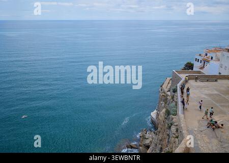 Vista del Mar Mediterraneo dal castello di Peniscola. Comunità valenciana in Spagna. Foto Stock