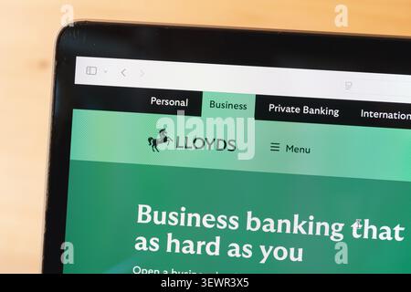 Ostersund, Svezia – 28 giugno 2026: sito web di Lloyds Bank. Foto Stock
