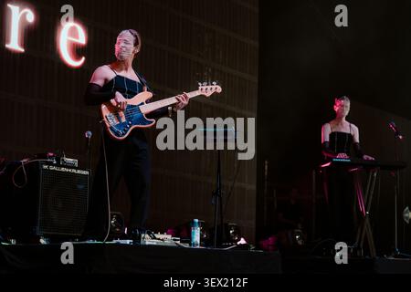 Roskilde, Danimarca. 29 giugno 2026. La band danese Dotre esegue un concerto dal vivo durante il festival musicale danese Roskilde Festival 2026 a Roskilde. Foto Stock