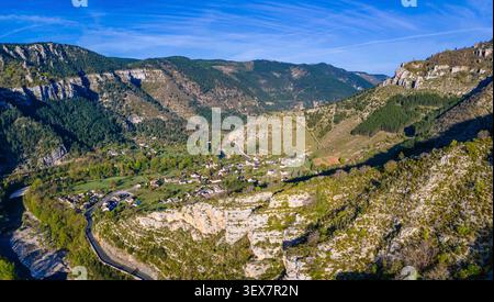Francia, Lozere, Gorges du Tarn Causses, Gorges du tarn tra Montbrun e Castelbouc, Parco Nazionale Cevennes, Gole di Tarn Foto Stock
