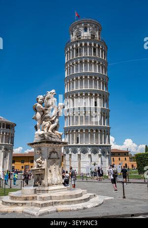 La Torre di Pisa (Torre di Pisa) è il campanile autoportante della Cattedrale di Pisa. Pisa Toscana, Italia. Foto Stock