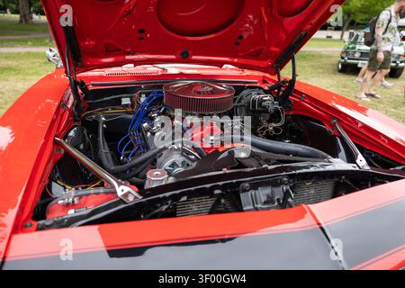 Auto classica, veicolo da parata con motore in mostra, al Priory Park, nord di Londra, 4 luglio 2026 Foto Stock