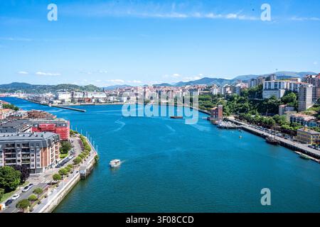 Estuario del fiume Nervión con le città di Getxo e Portugalete Foto Stock
