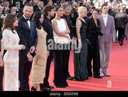 Cast del film "Mariage au Goût d'Orange" (matrimonio aromatizzato all'arancia): Malou Khebizi, Alban Lenoir, Noée Abita, Vincent Lacoste, Adèle Exarchopoulos (in Phoebe Philo), Christophe Honoré, Nadia Tereszkiewicz, Victoire Du Bois, Paul Kircher "la Bataille de Gaulle: L'age de fer" (De Gaulle), Festival 2026 Jackard, 79 maggio - Film Festival di Cannes Foto Stock