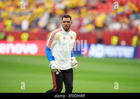 Vancouver, Canada. 7 luglio 2026. Álvaro Montero #24 della nazionale colombiana si riscalda prima dell'inizio della partita dei sedicesimi di finale della FIFA World Cup 2026 tra Colombia e Svizzera al BC Place Stadium. il 7 luglio 2026 a Vancouver, Canada. (Foto di Leonardo Ramirez/ Eyepix Group/Sipa USA) Credit: Sipa USA/Alamy Live News Foto Stock
