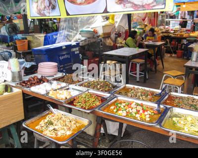 Bangkok, Thailandia. 14 dicembre 2013, Bangkok Thailandia offerte fresche del mercato di strada Foto Stock
