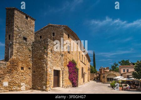 PLACA DE CASTELL CENTRO STORICO PERATALLADA GIRONA PROVINCIA CATALOGNA SPAGNA Foto Stock