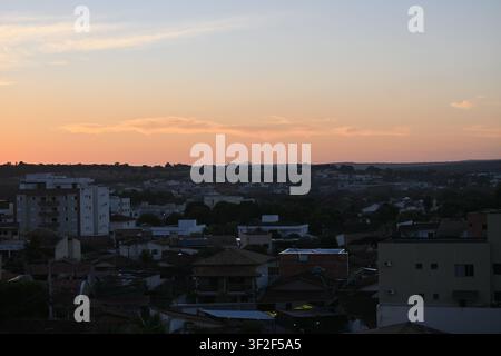 Tramonto su Curvelo, Minas Gerais, Brasile Foto Stock
