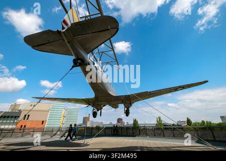 Un Douglas C-47 Skytrain dell'US Air Force, Museo della tecnica tedesca, Berlino, Germania, Europa Foto Stock