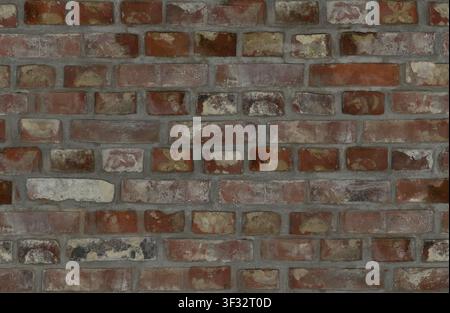 Una texture rustica di muro in mattoni di argilla rossi e marroni altamente weathered con efflorescenza di calce bianca e giunti di malta scuri. Foto Stock