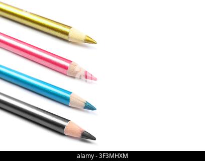Colori CMYK rappresentati in matite su sfondo bianco Foto Stock