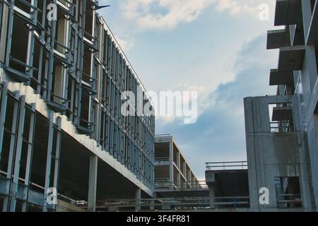 Telaio di edificio moderno nel cantiere Foto Stock