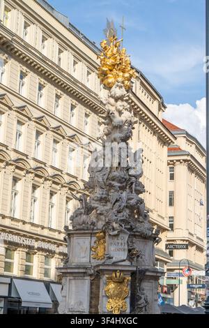 Colonna della Peste, Monumento della Santissima Trinità sulla via Graben nella vecchia città storica. Vienna, Austria - 21 giugno 2026 Foto Stock