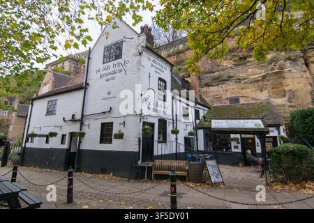 YE Olde viaggio a Gerusalemme, Nottingham, ha detto di essere la più antica locanda in Inghilterra, fondata nel 1189 d.C. Foto Stock