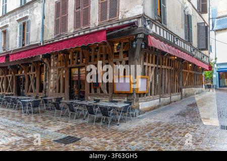 Impressione di Troyes, un comune e la capitale del dipartimento di Aube nella regione Grand Est della Francia nord-orientale. Foto Stock